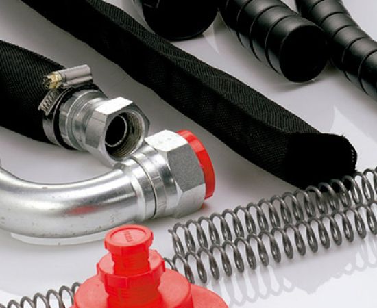 Fabricación y reparación de todo tipo de mangueras hidráulicas e industriales. 